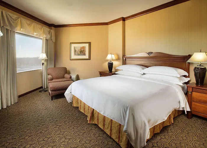 Doubletree By Hilton Naperville
