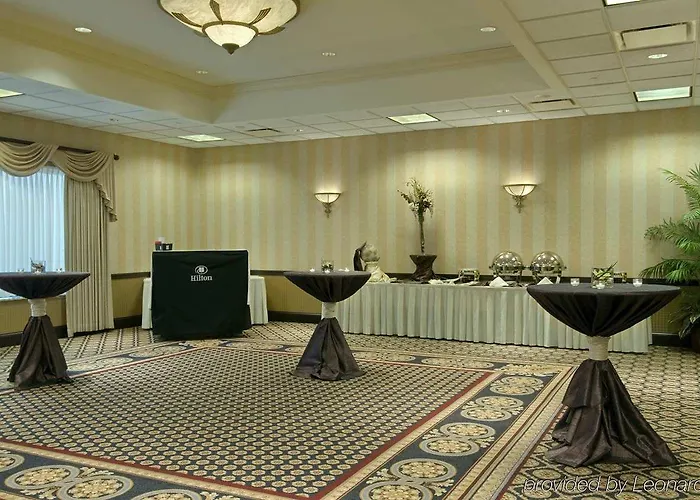 Doubletree By Hilton Naperville Hotel 3*