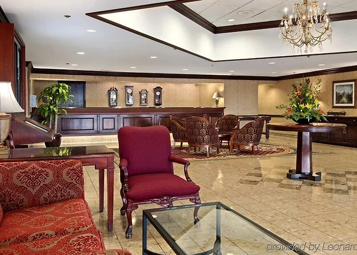 Hotel Doubletree By Hilton Naperville
