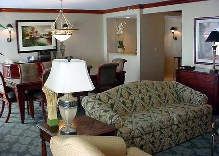 Doubletree By Hilton Naperville Отель 3*