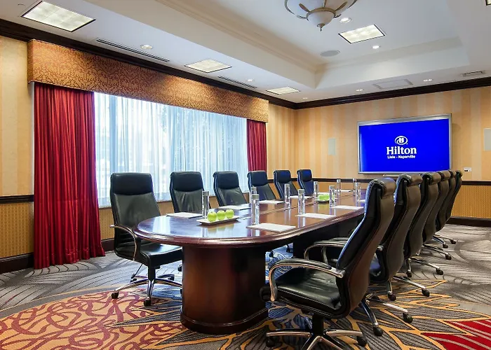 Doubletree By Hilton Naperville Hotel