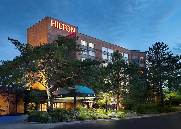 Doubletree By Hilton Naperville Hotel